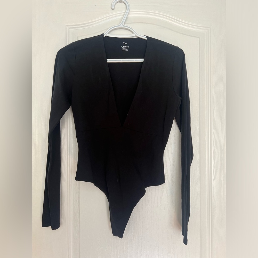 ARITZIA TNA BODYSUIT